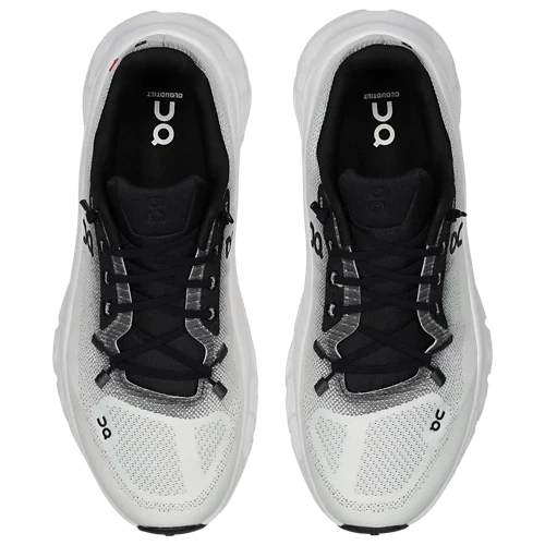 RIVEN FASHION | ON CLOUD SNEAKERS